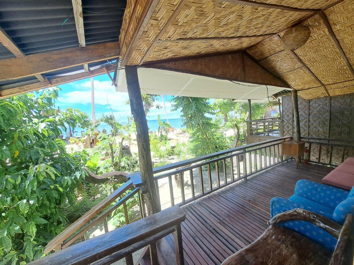 Patrick'S On The Beach Resort Хенерал Луна Екстериор снимка